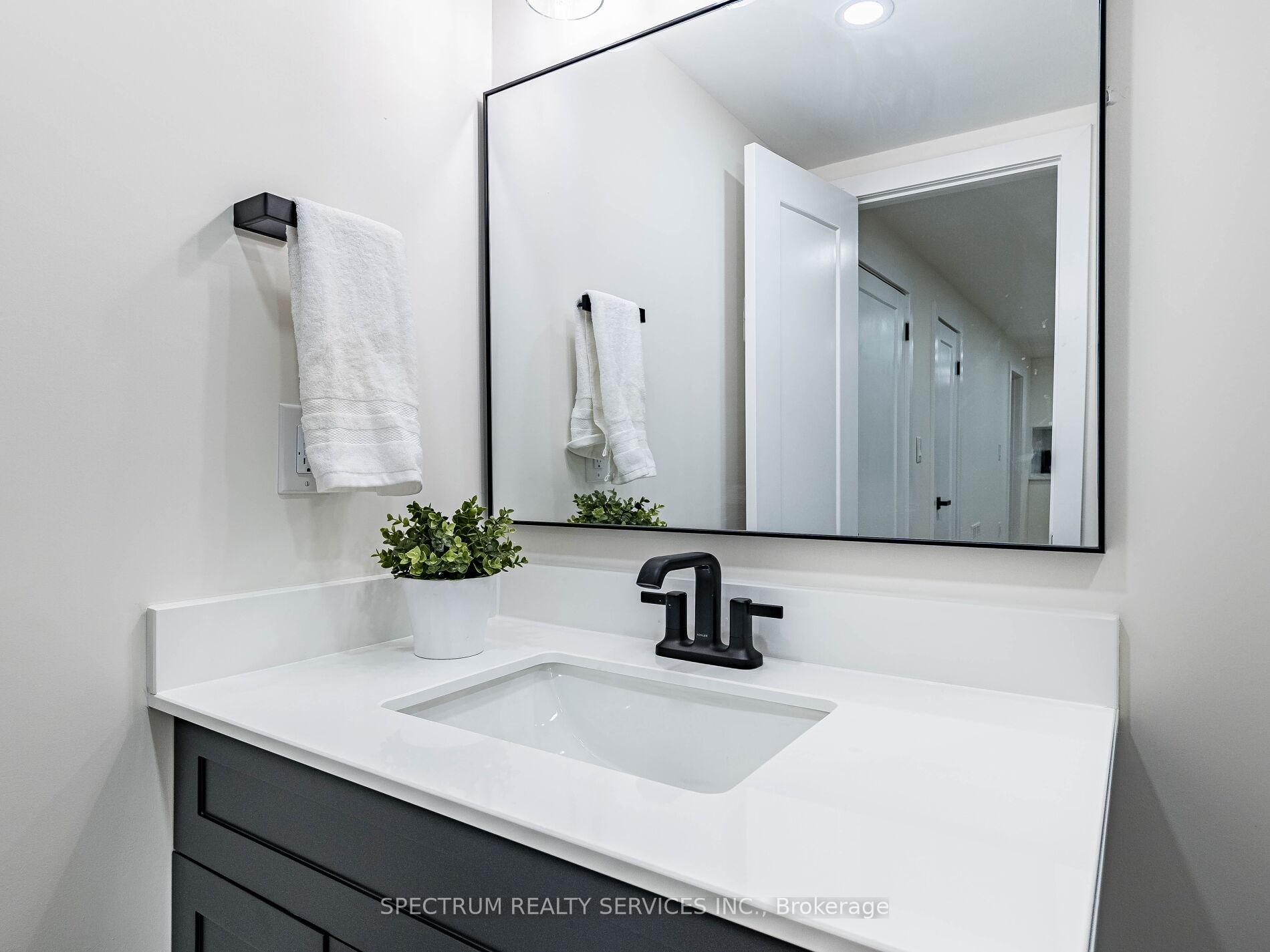 Photo 37 of 914 Francis Road, Burlington, LaSalle — HOMEH