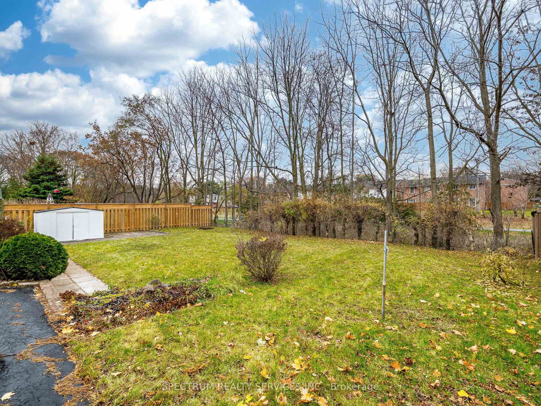 Photo 47 of 914 Francis Road, Burlington, LaSalle — HOMEH