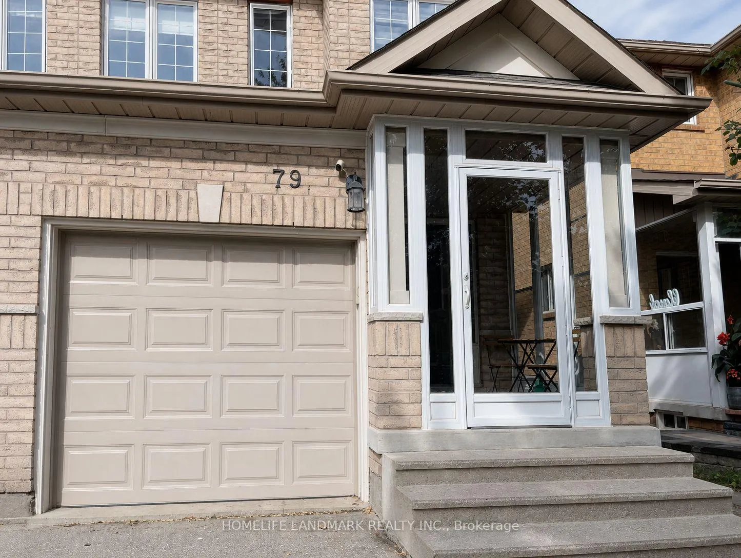 Photo 3 of 79 Jordanray Boulevard W, Newmarket, Summerhill Estates — HOMEH