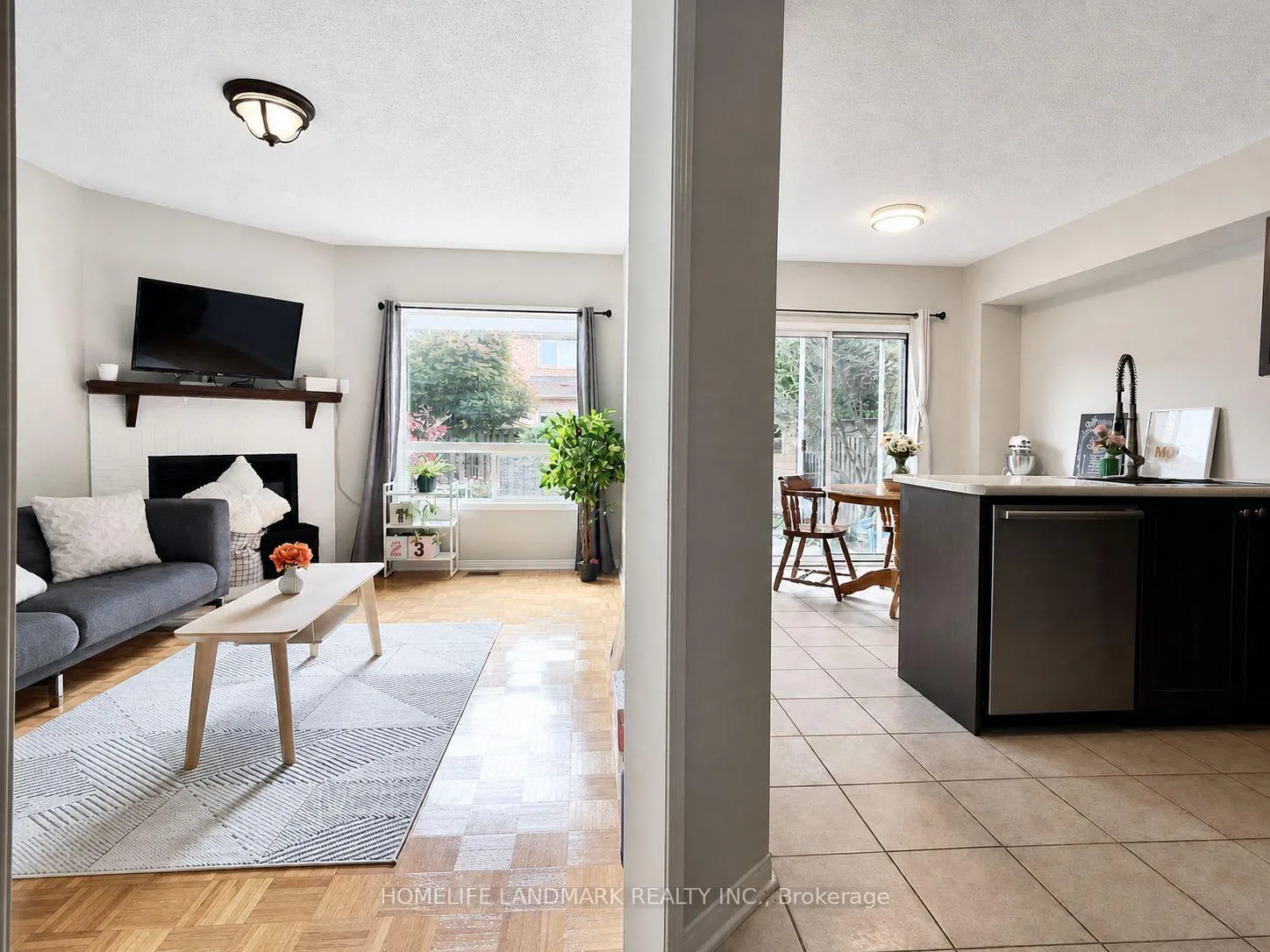 Photo 11 of 79 Jordanray Boulevard W, Newmarket, Summerhill Estates — HOMEH