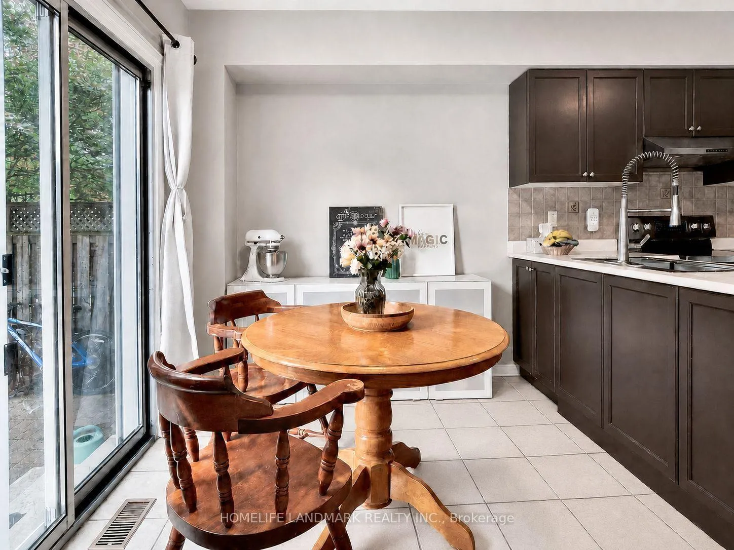 Photo 16 of 79 Jordanray Boulevard W, Newmarket, Summerhill Estates — HOMEH