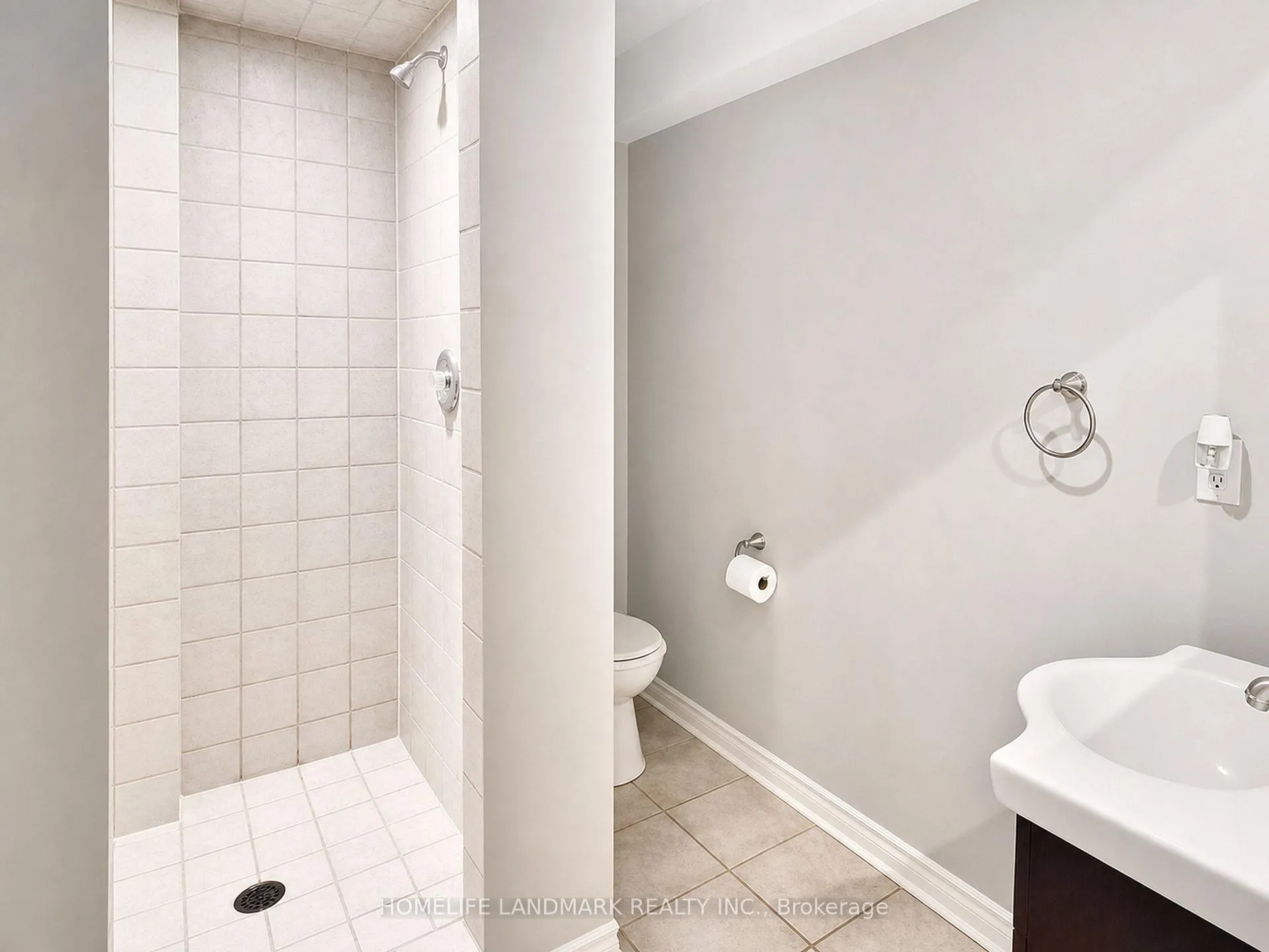 Photo 48 of 79 Jordanray Boulevard W, Newmarket, Summerhill Estates — HOMEH