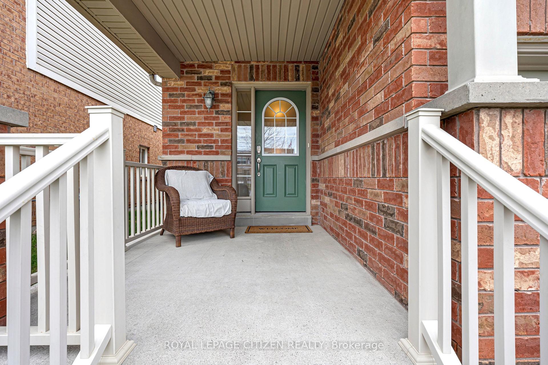Photo 5 of 1341 Woodstream Avenue, Oshawa, Taunton — HOMEH