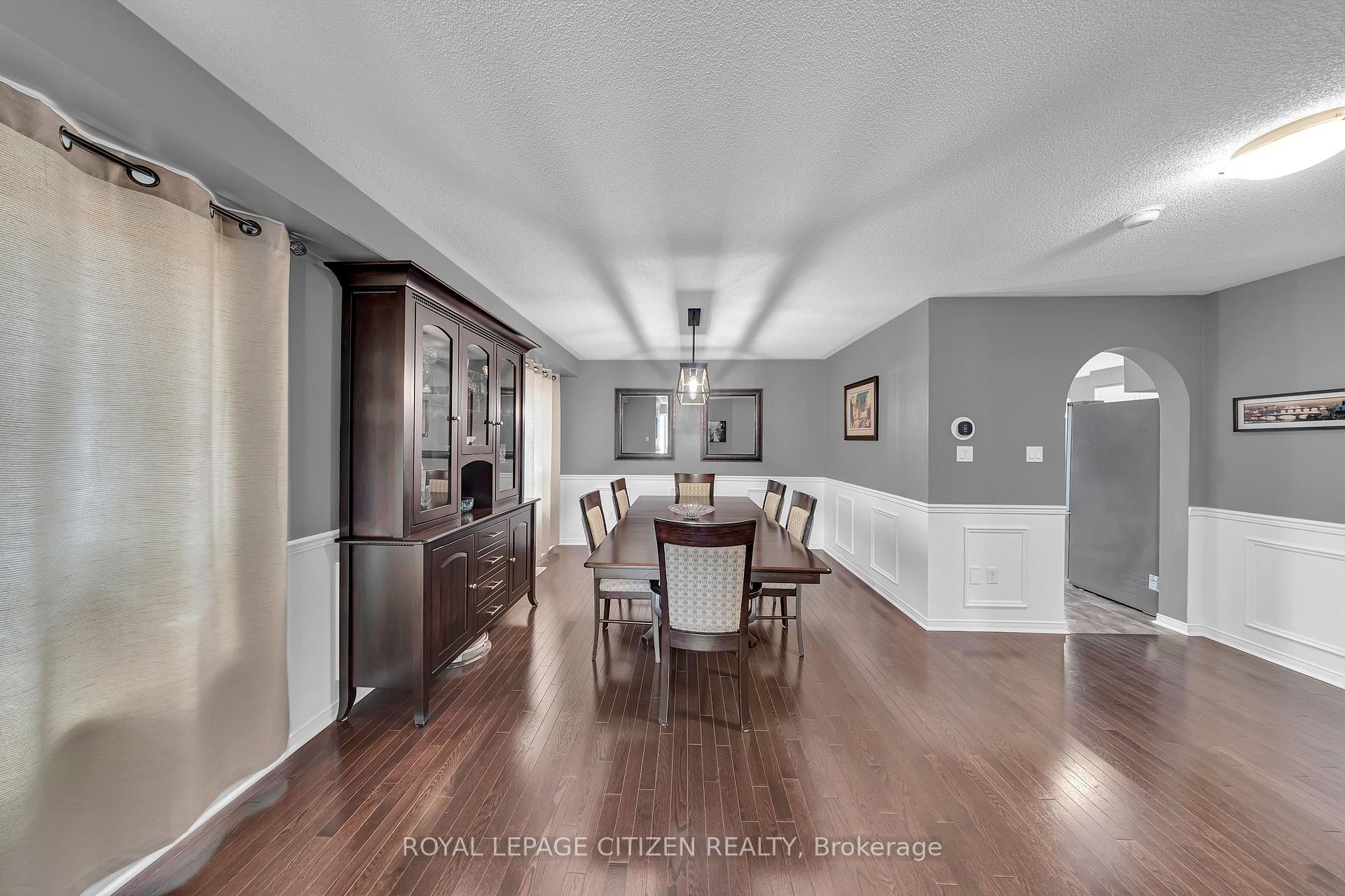 Photo 10 of 1341 Woodstream Avenue, Oshawa, Taunton — HOMEH