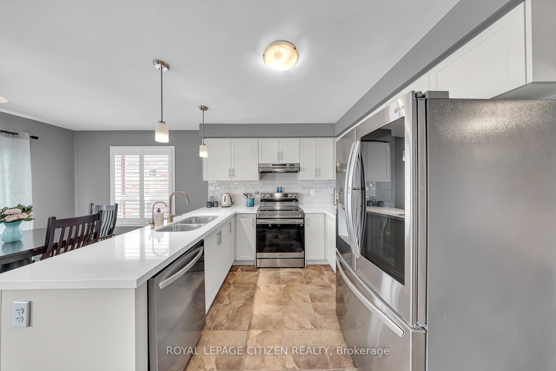 Photo 15 of 1341 Woodstream Avenue, Oshawa, Taunton — HOMEH