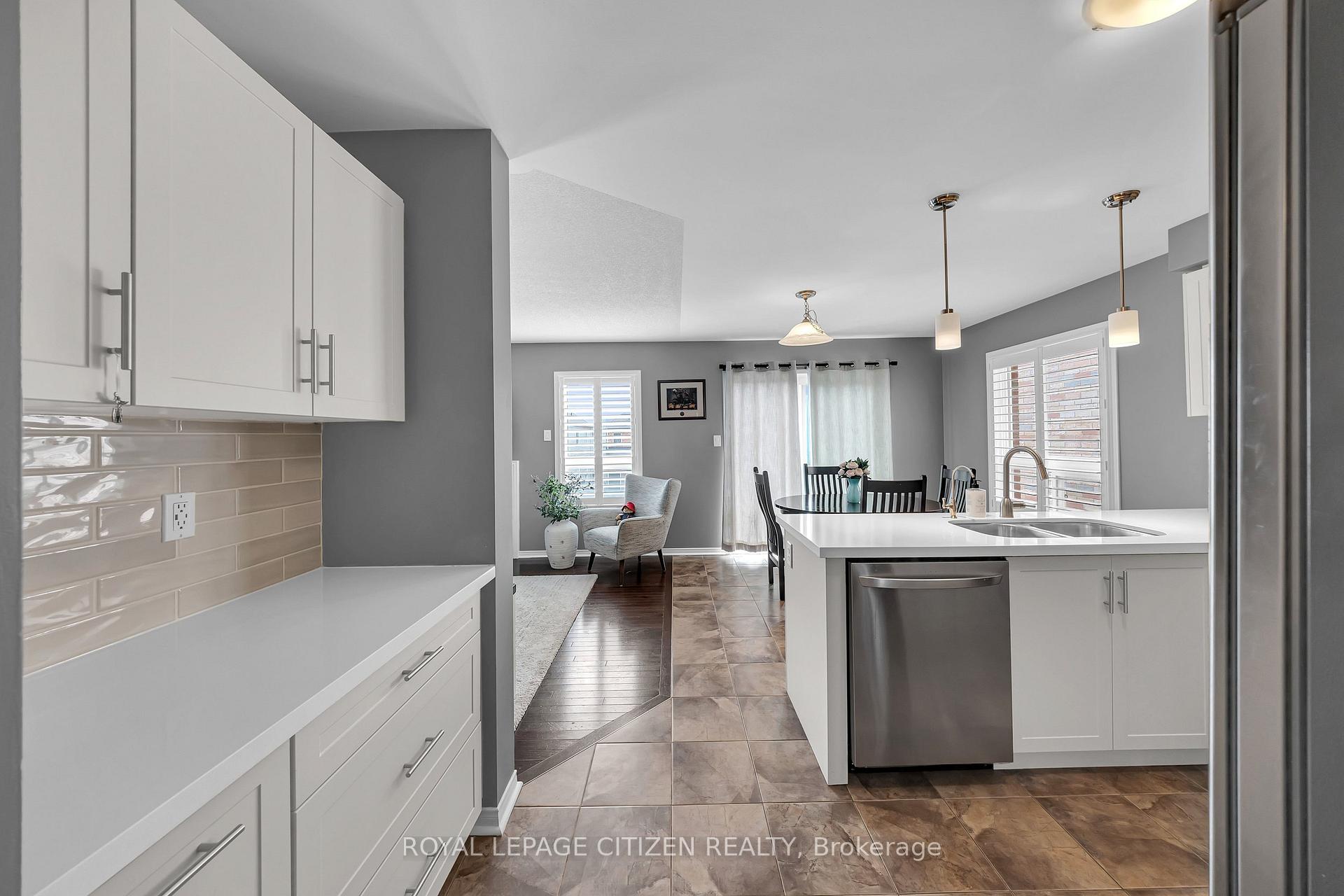 Photo 16 of 1341 Woodstream Avenue, Oshawa, Taunton — HOMEH