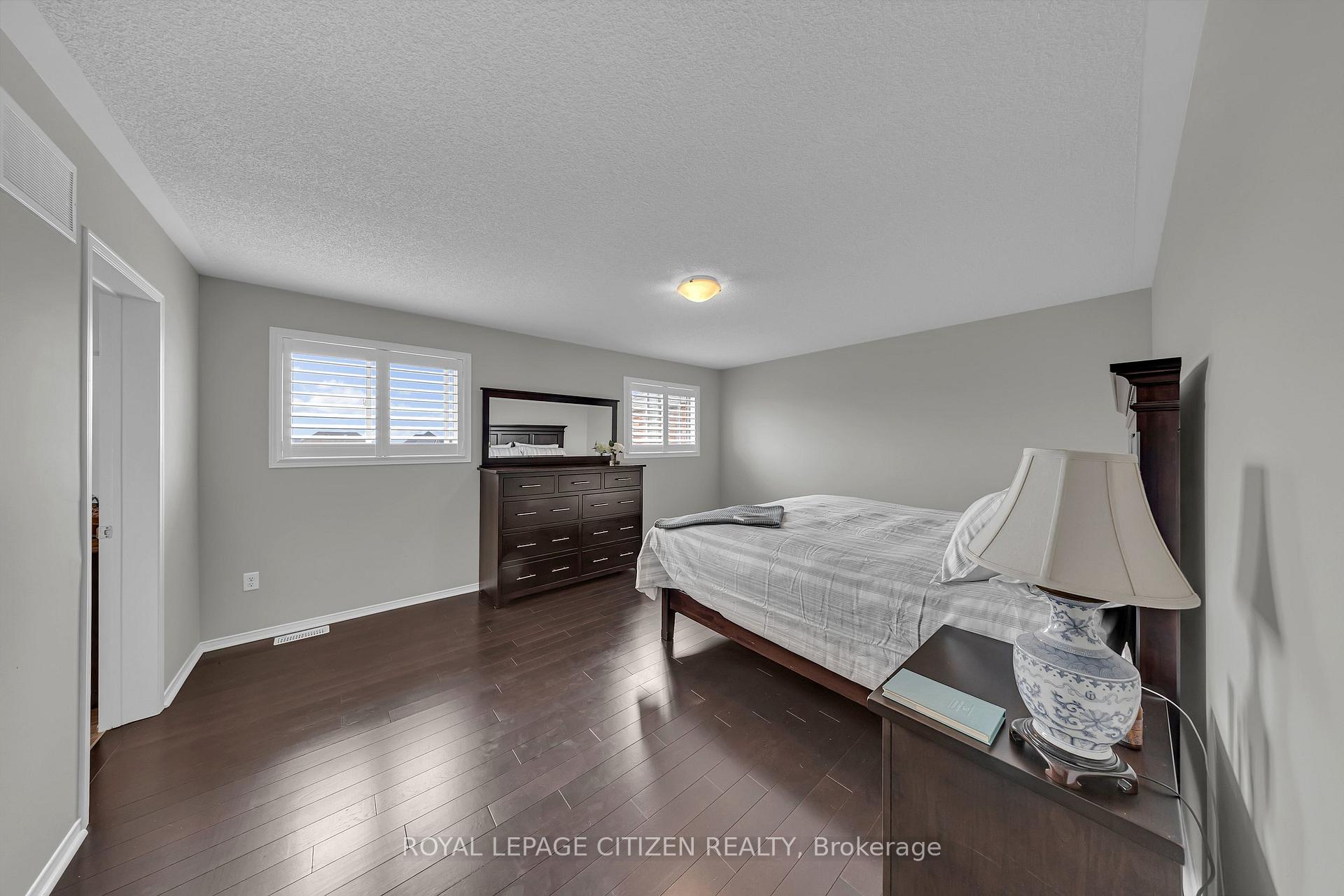 Photo 33 of 1341 Woodstream Avenue, Oshawa, Taunton — HOMEH