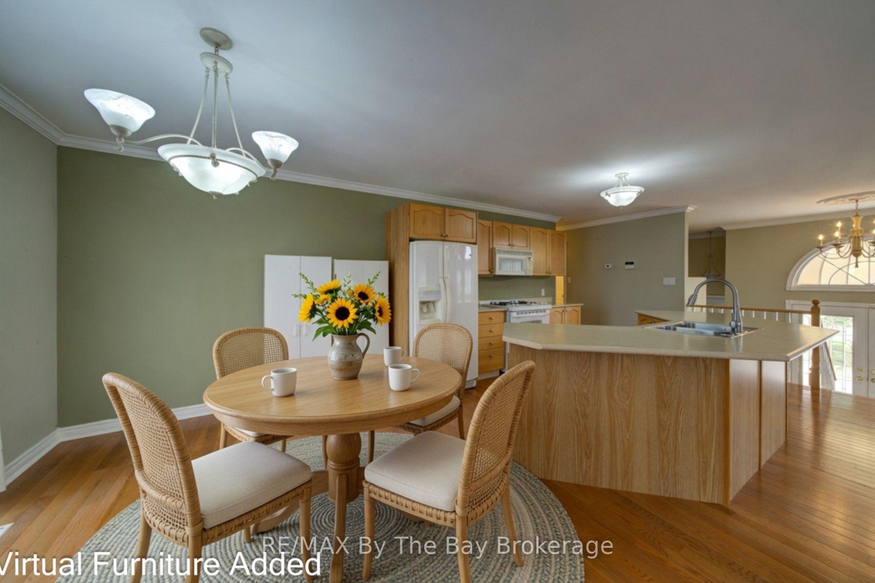 Photo 5 of 452 Ramblewood Drive, Wasaga Beach — HOMEH