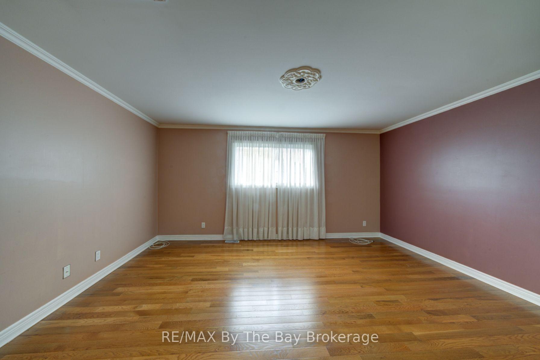 Photo 14 of 452 Ramblewood Drive, Wasaga Beach — HOMEH