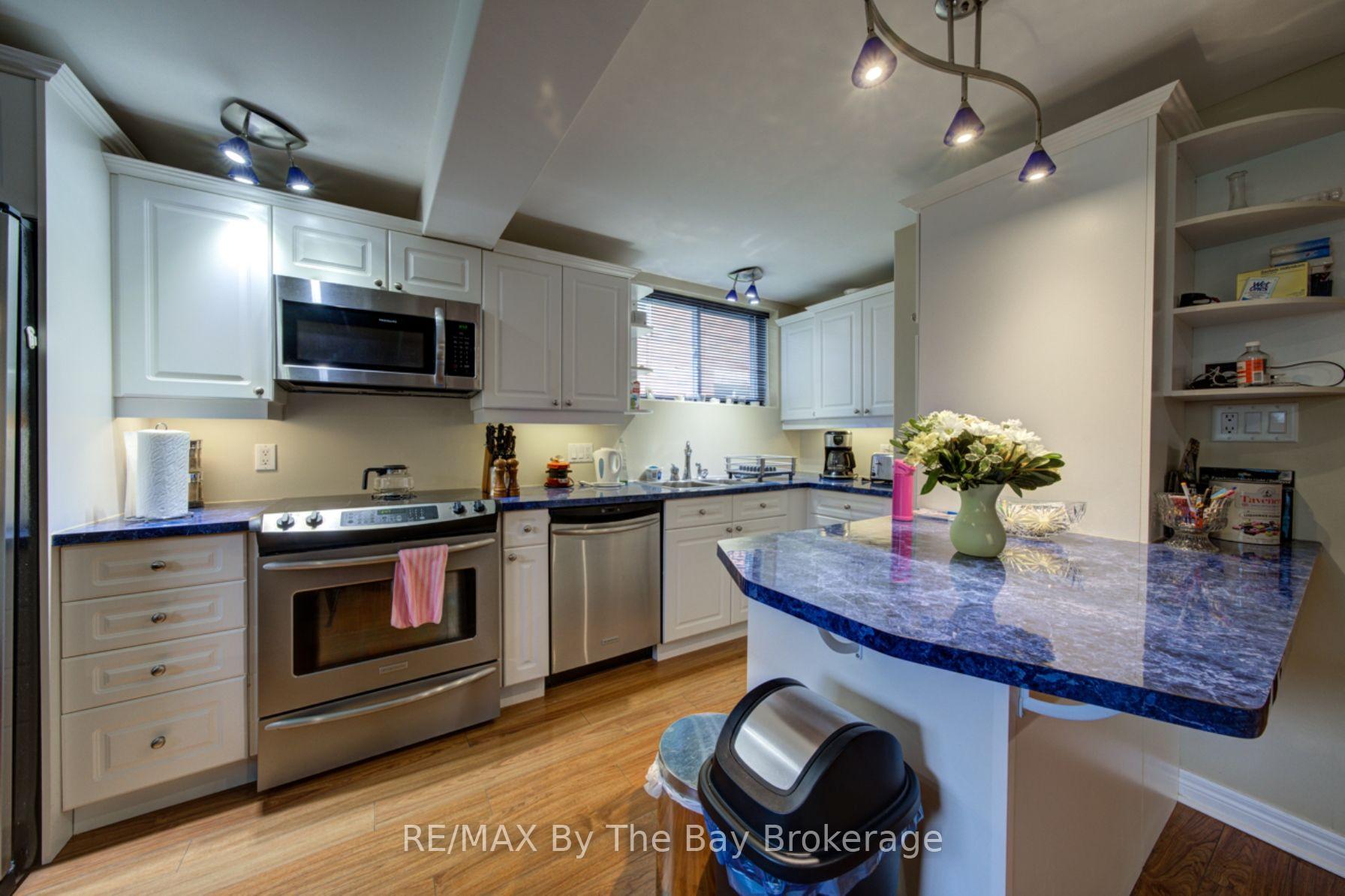 Photo 24 of 452 Ramblewood Drive, Wasaga Beach — HOMEH