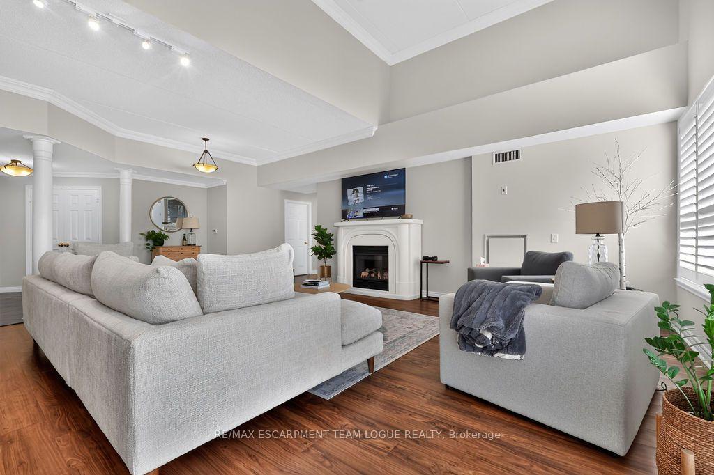 Photo 13 of Unit PH705, 2085 Amherst Heights Drive, Burlington, Brant Hills — HOMEH