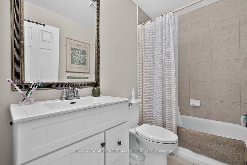Photo 35 of Unit PH705, 2085 Amherst Heights Drive, Burlington, Brant Hills — HOMEH