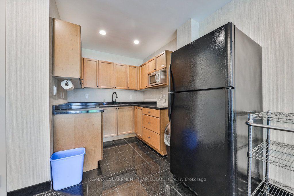 Photo 43 of Unit PH705, 2085 Amherst Heights Drive, Burlington, Brant Hills — HOMEH
