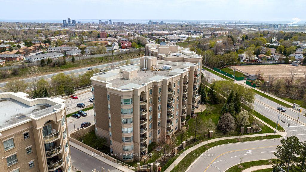 Photo 47 of Unit PH705, 2085 Amherst Heights Drive, Burlington, Brant Hills — HOMEH