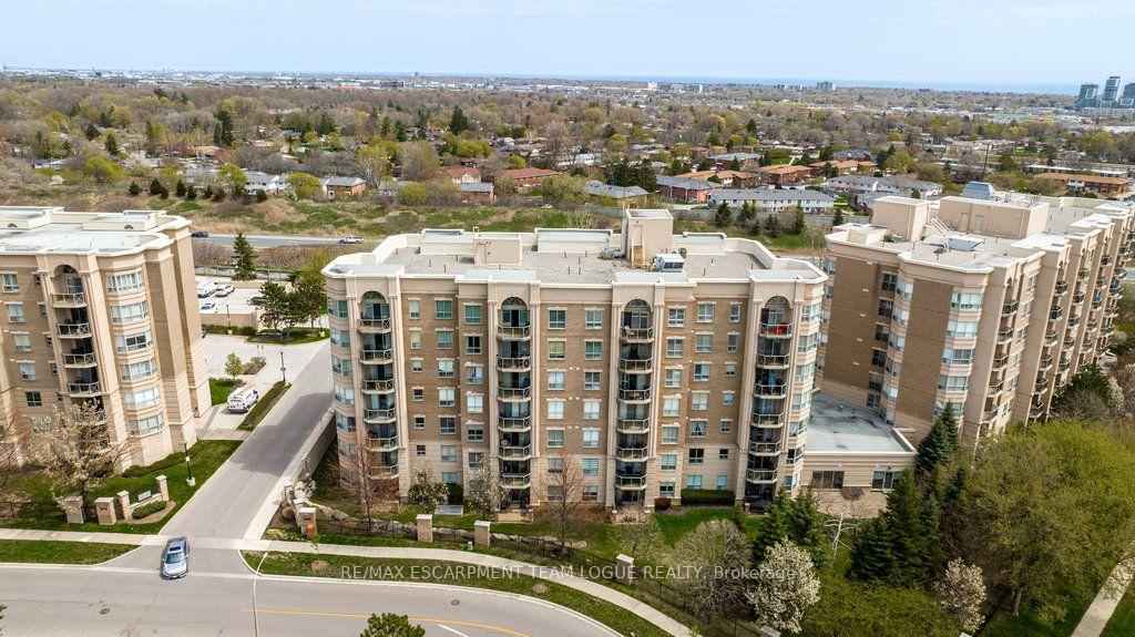 Photo 48 of Unit PH705, 2085 Amherst Heights Drive, Burlington, Brant Hills — HOMEH