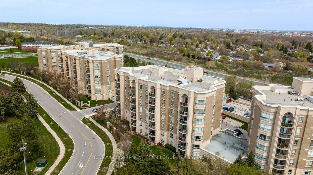Photo 49 of Unit PH705, 2085 Amherst Heights Drive, Burlington, Brant Hills — HOMEH