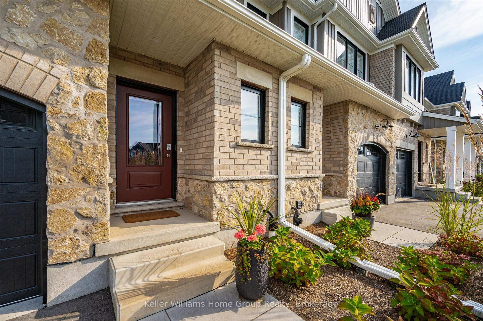 Photo 4 of 27 Hedley Lane, Centre Wellington, Elora/Salem — HOMEH