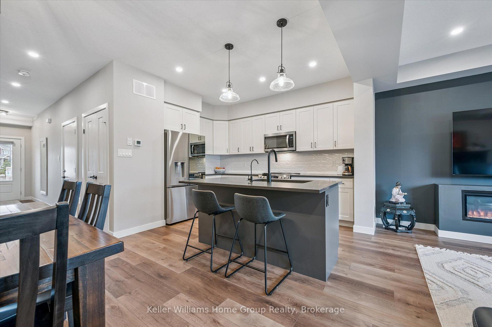 Photo 18 of 27 Hedley Lane, Centre Wellington, Elora/Salem — HOMEH