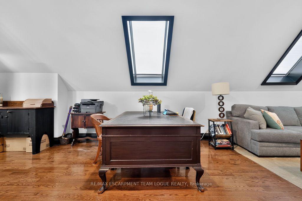 Photo 12 of Unit LOFT, 3 Appleridge Court, Hamilton, Carlisle — HOMEH