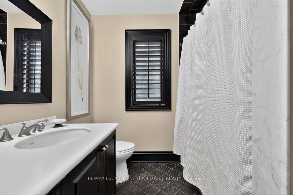 Photo 22 of Unit LOFT, 3 Appleridge Court, Hamilton, Carlisle — HOMEH