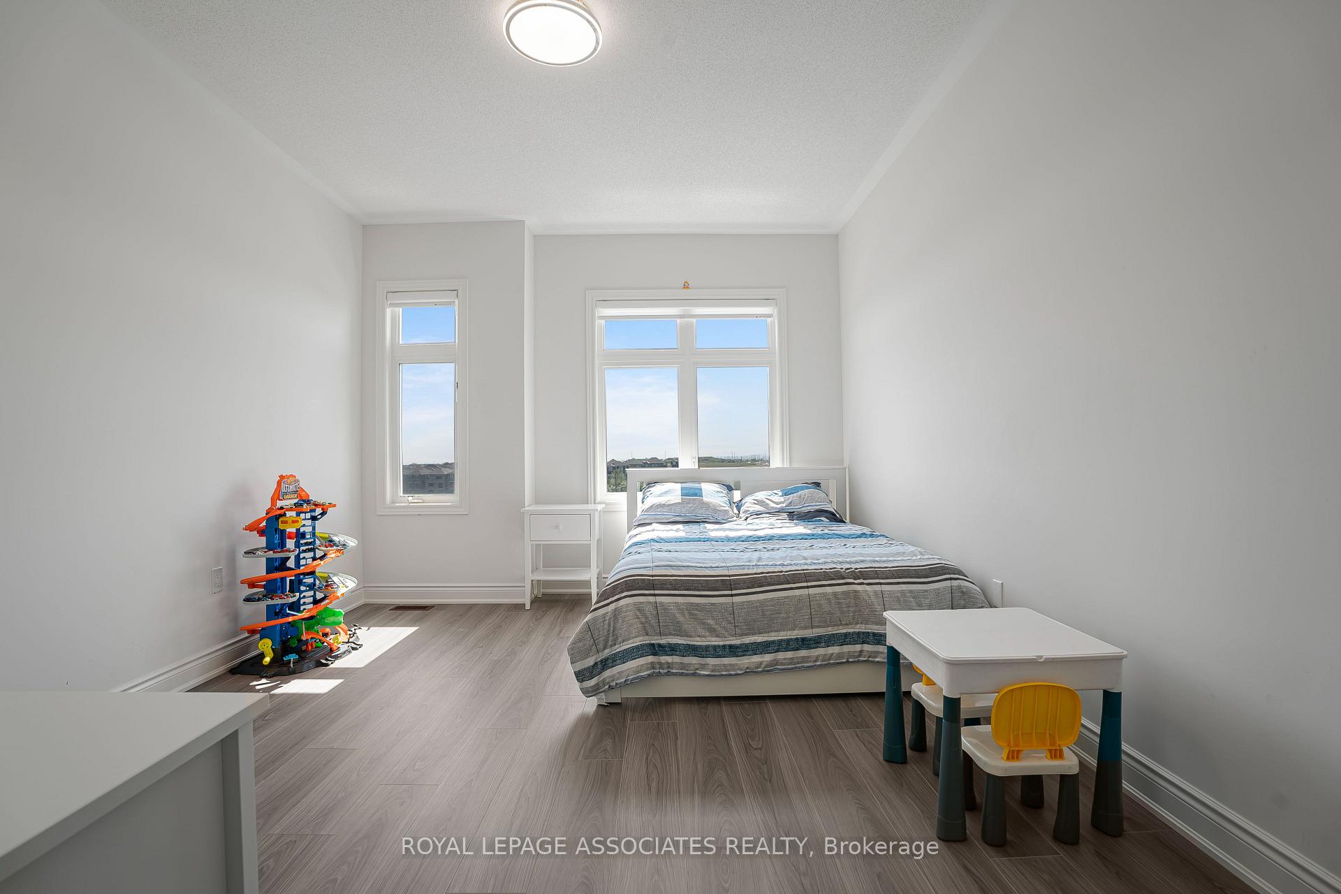 Photo 30 of 2201 Crystal Drive, Oshawa, Kedron — HOMEH
