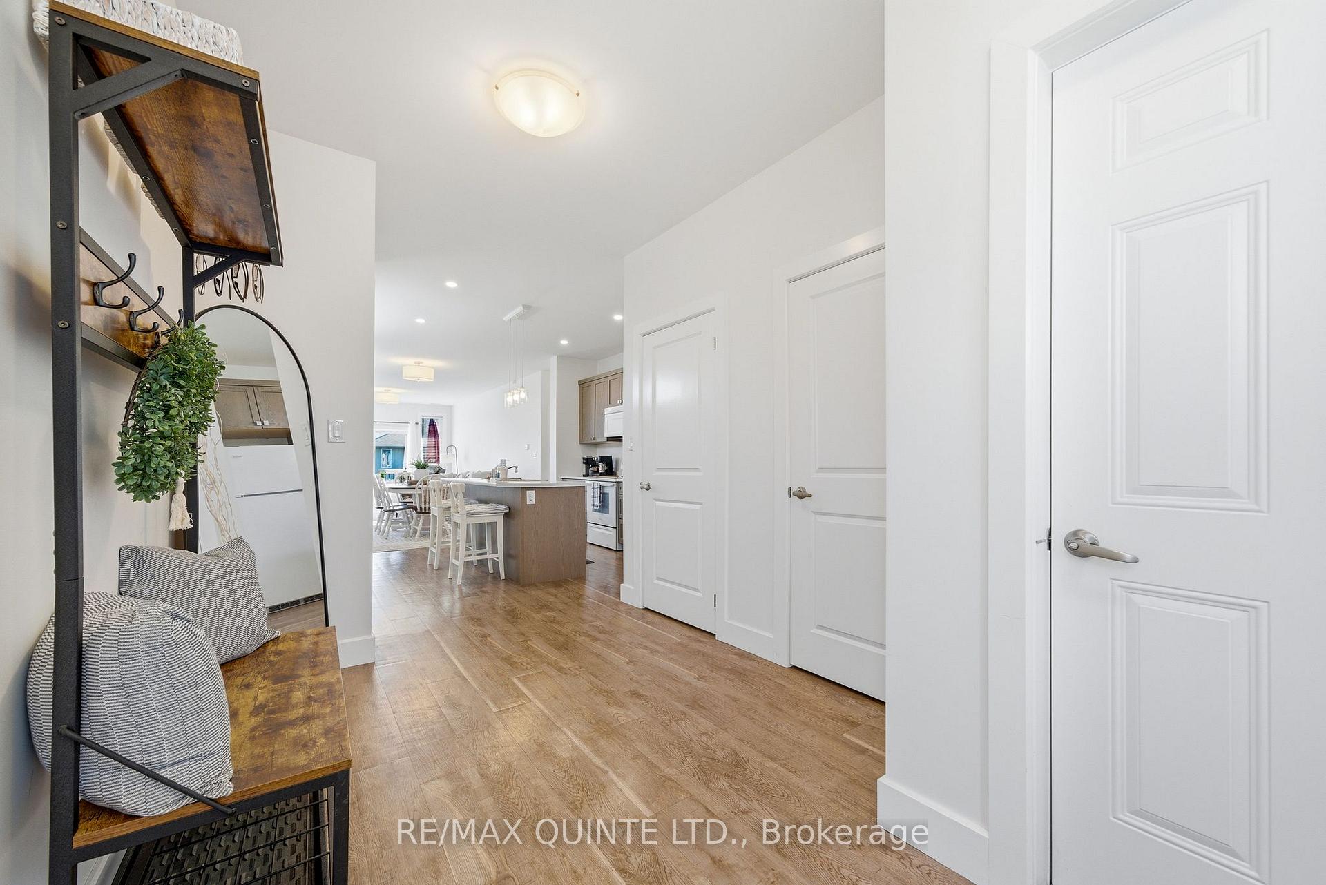 Photo 5 of Unit A & B, 86 Aldersgate Drive, Belleville, Belleville Ward — HOMEH