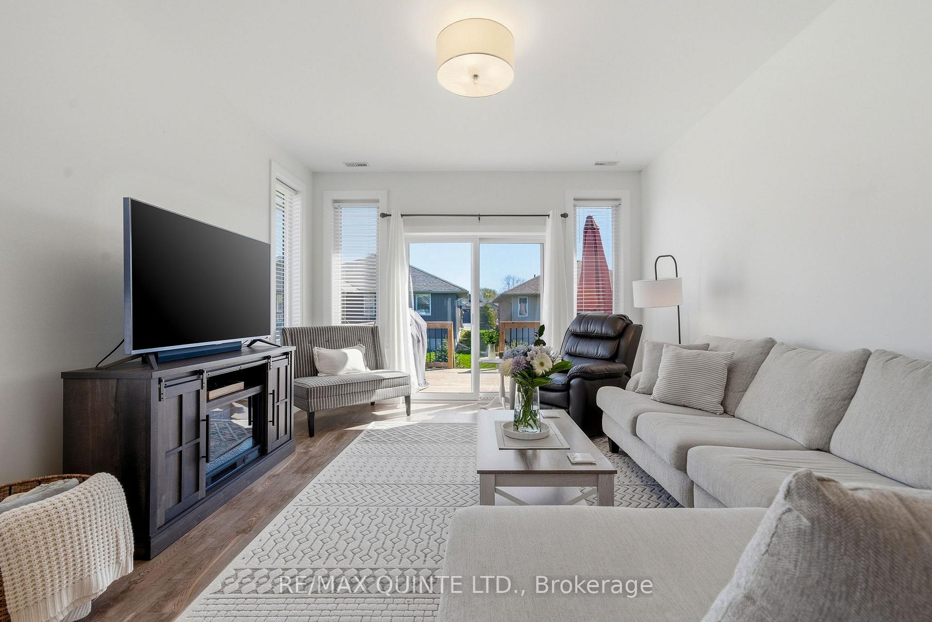 Photo 12 of Unit A & B, 86 Aldersgate Drive, Belleville, Belleville Ward — HOMEH
