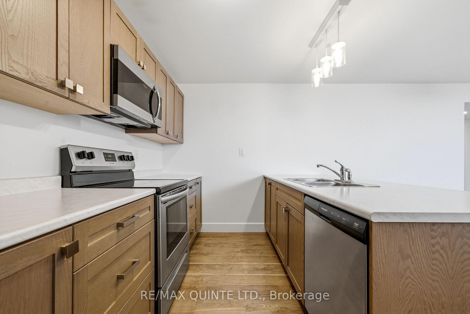 Photo 27 of Unit A & B, 86 Aldersgate Drive, Belleville, Belleville Ward — HOMEH
