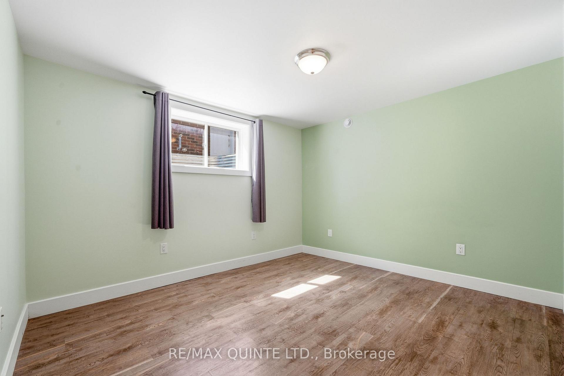 Photo 33 of Unit A & B, 86 Aldersgate Drive, Belleville, Belleville Ward — HOMEH