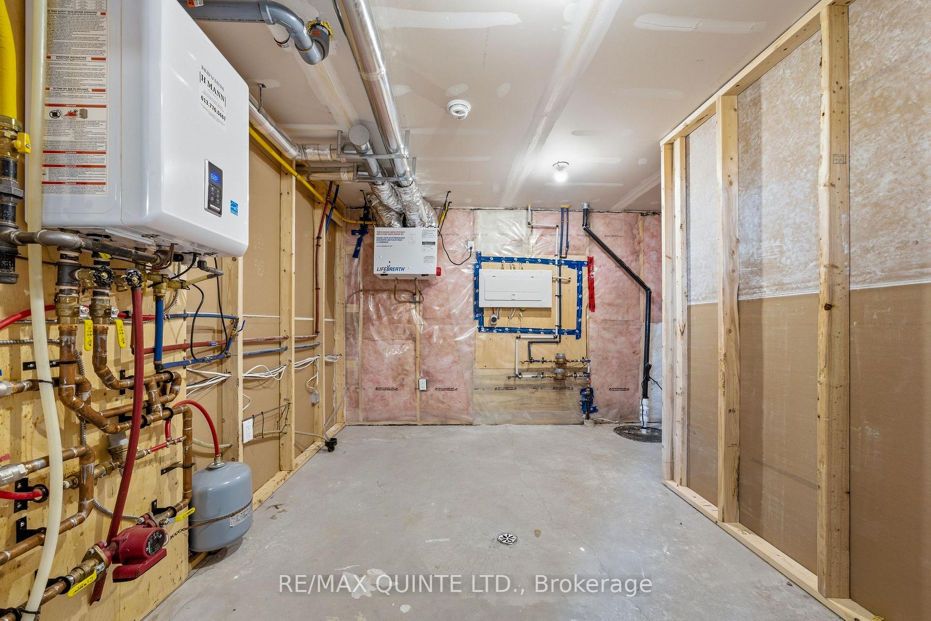 Photo 38 of Unit A & B, 86 Aldersgate Drive, Belleville, Belleville Ward — HOMEH