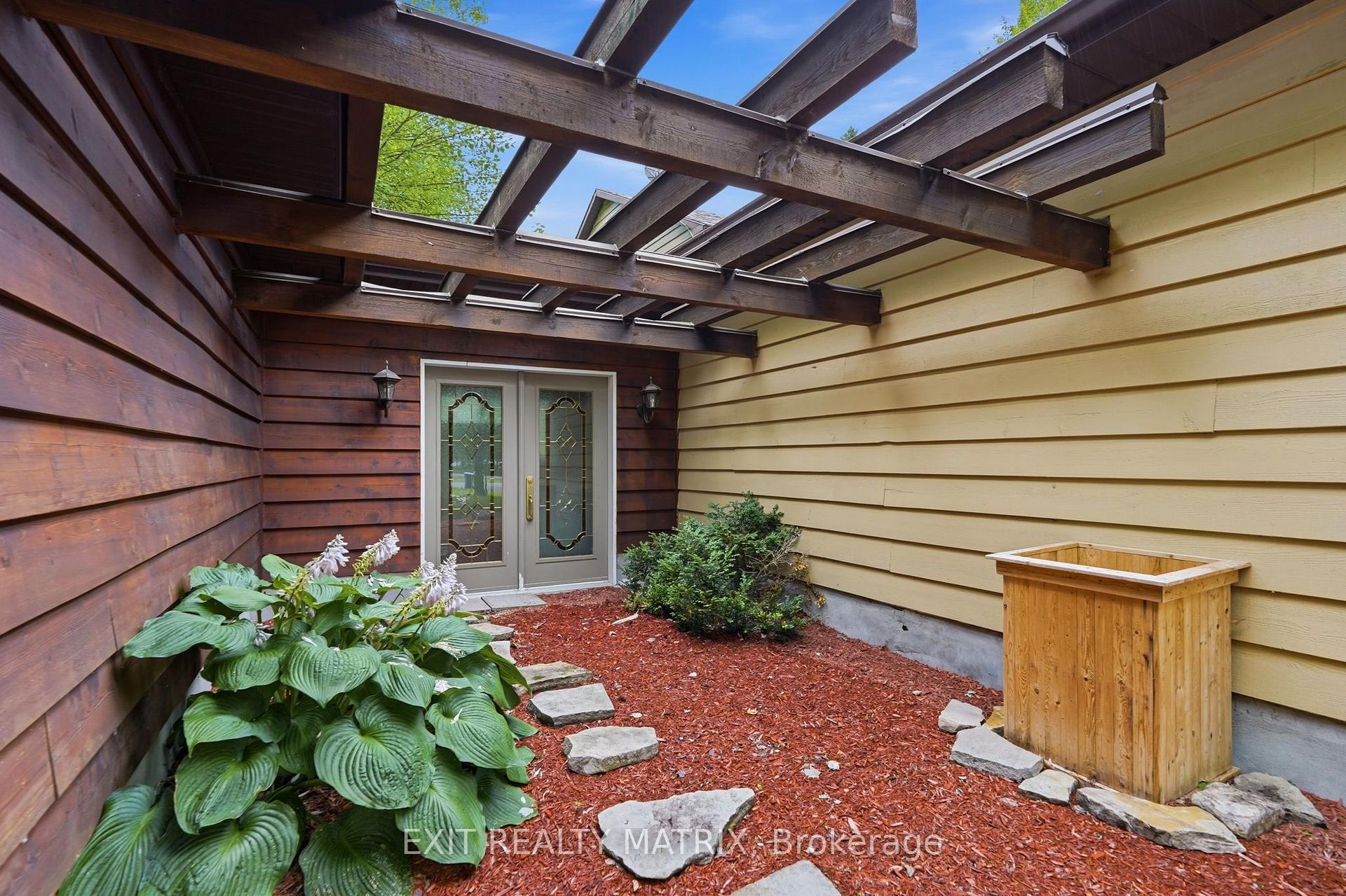 Photo 6 of 1634 Lucien Street, Champlain, L'Orignal — HOMEH