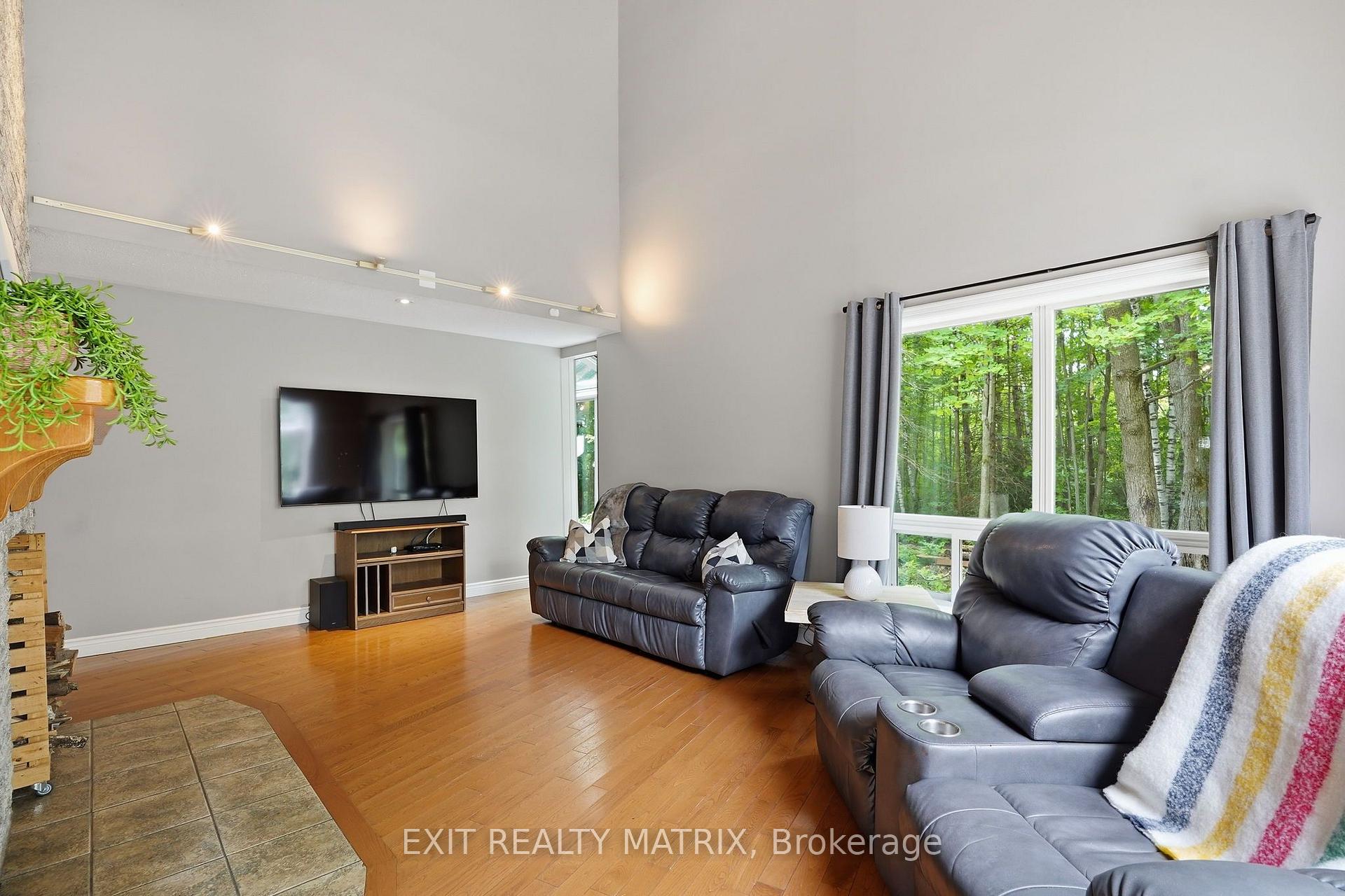 Photo 12 of 1634 Lucien Street, Champlain, L'Orignal — HOMEH