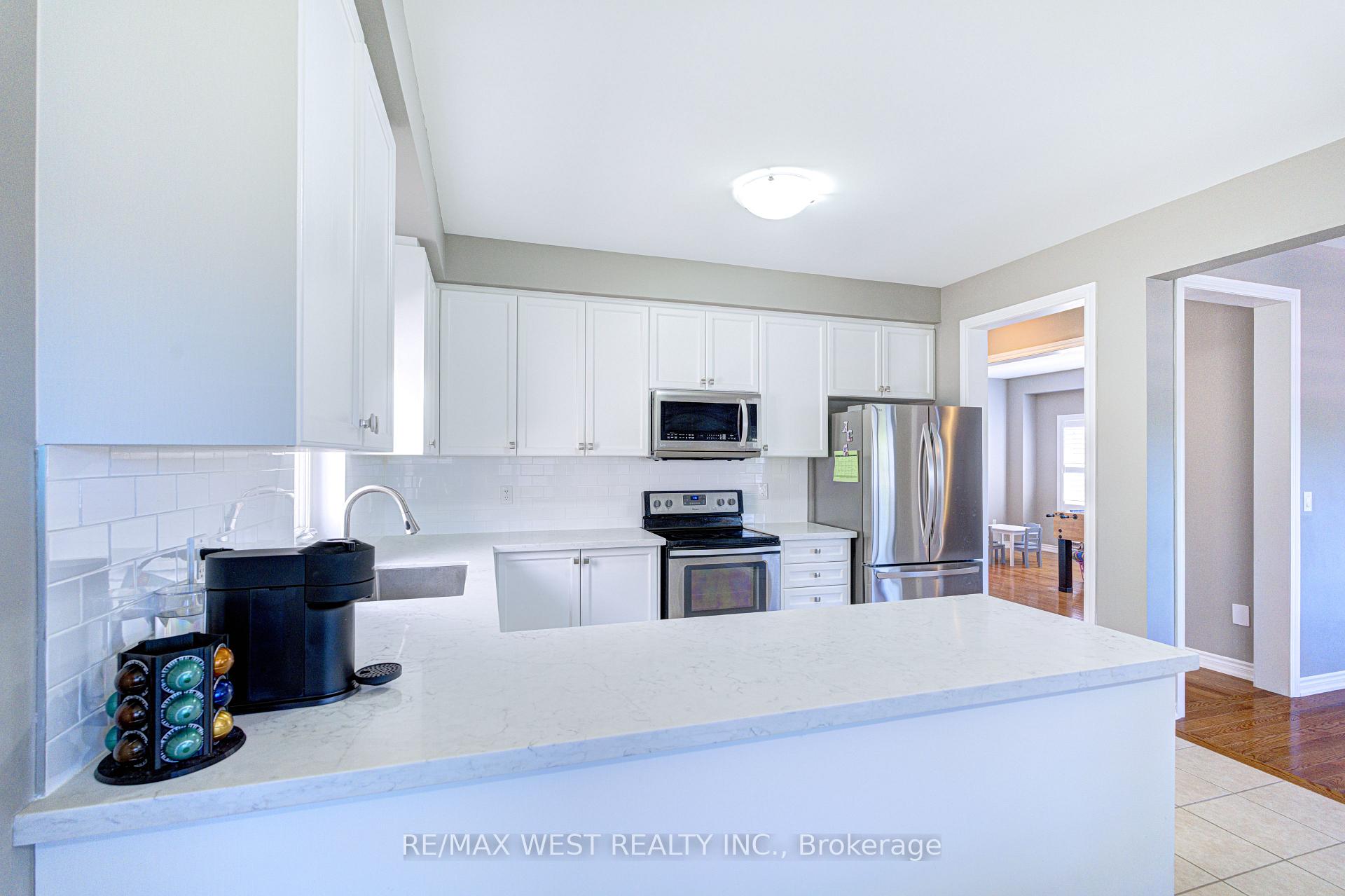 Photo 23 of 108 Decarolis Crescent, Essa, Angus — HOMEH