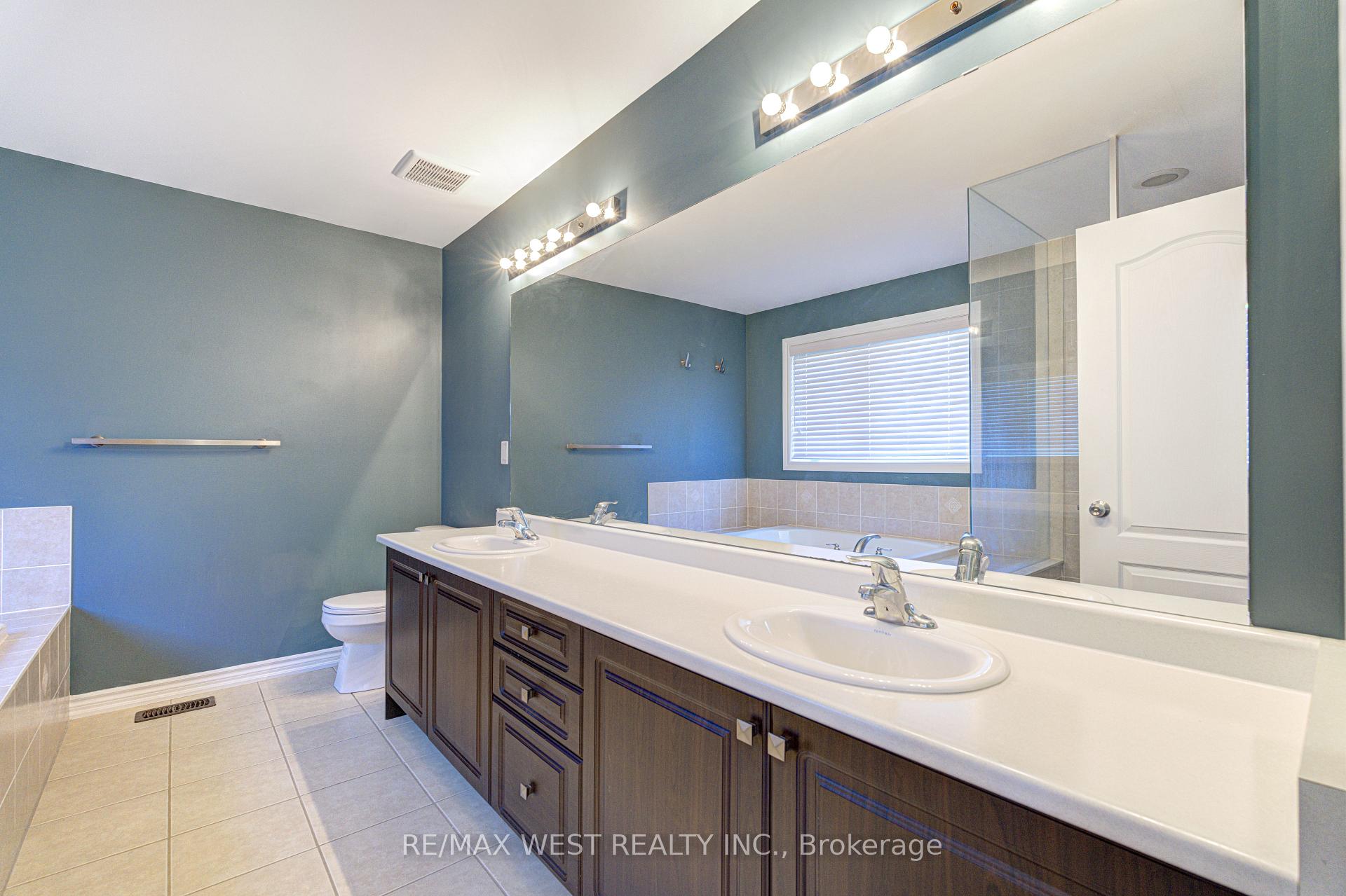 Photo 32 of 108 Decarolis Crescent, Essa, Angus — HOMEH