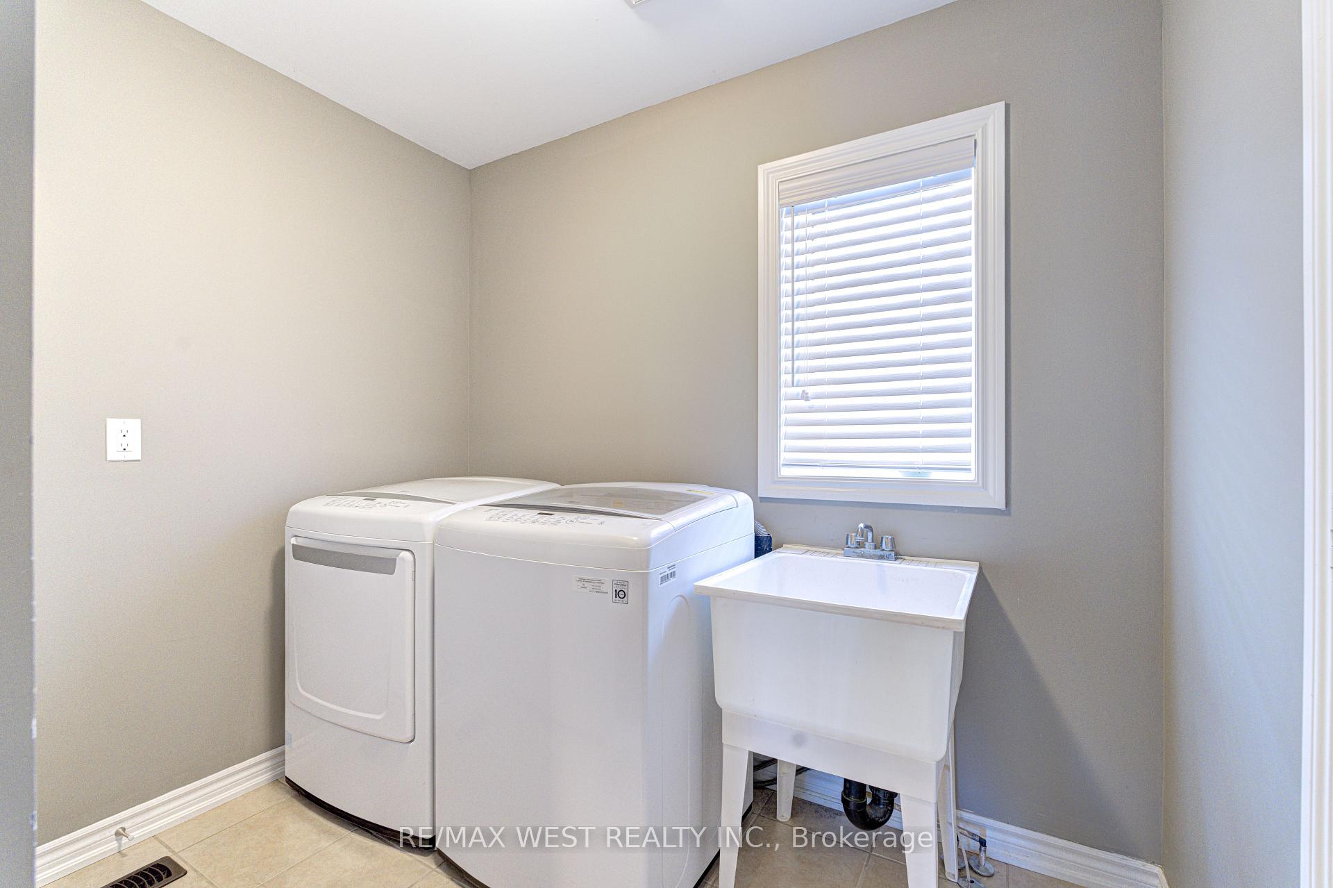 Photo 46 of 108 Decarolis Crescent, Essa, Angus — HOMEH