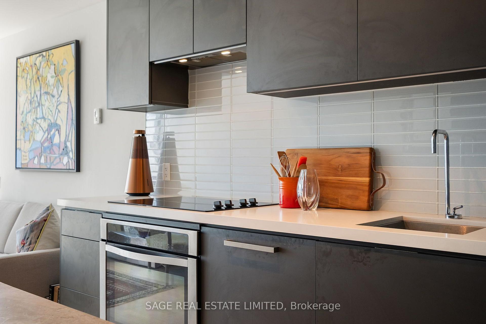 Photo 3 of Unit 706, 60 Colborne Street, Toronto, Church-Yonge Corridor — HOMEH