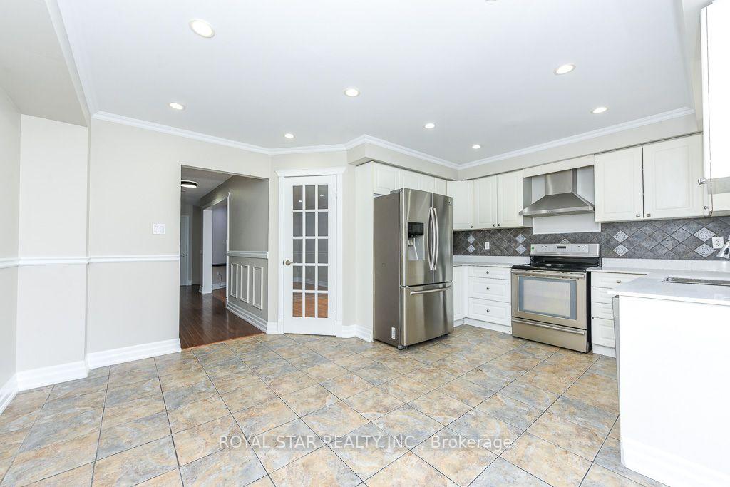 Photo 44 of 118 Tiller Trail, Brampton, Fletcher's Creek Village — HOMEH