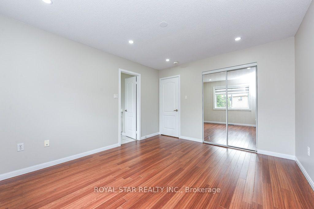 Photo 20 of 118 Tiller Trail, Brampton, Fletcher's Creek Village — HOMEH