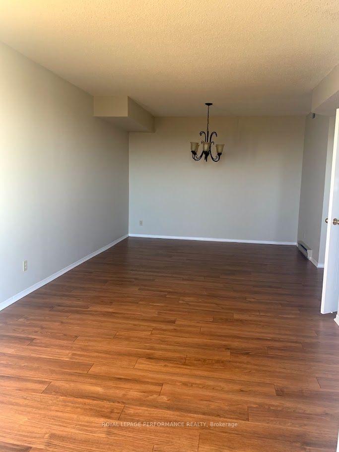Photo 5 of Unit 1602, 1705 Playfair Drive, Ottawa, Playfair Park — HOMEH
