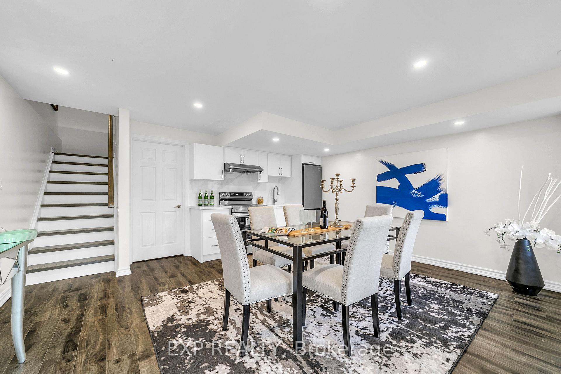 Photo 7 of 7 Delft Drive, Markham, Victoria Square — HOMEH
