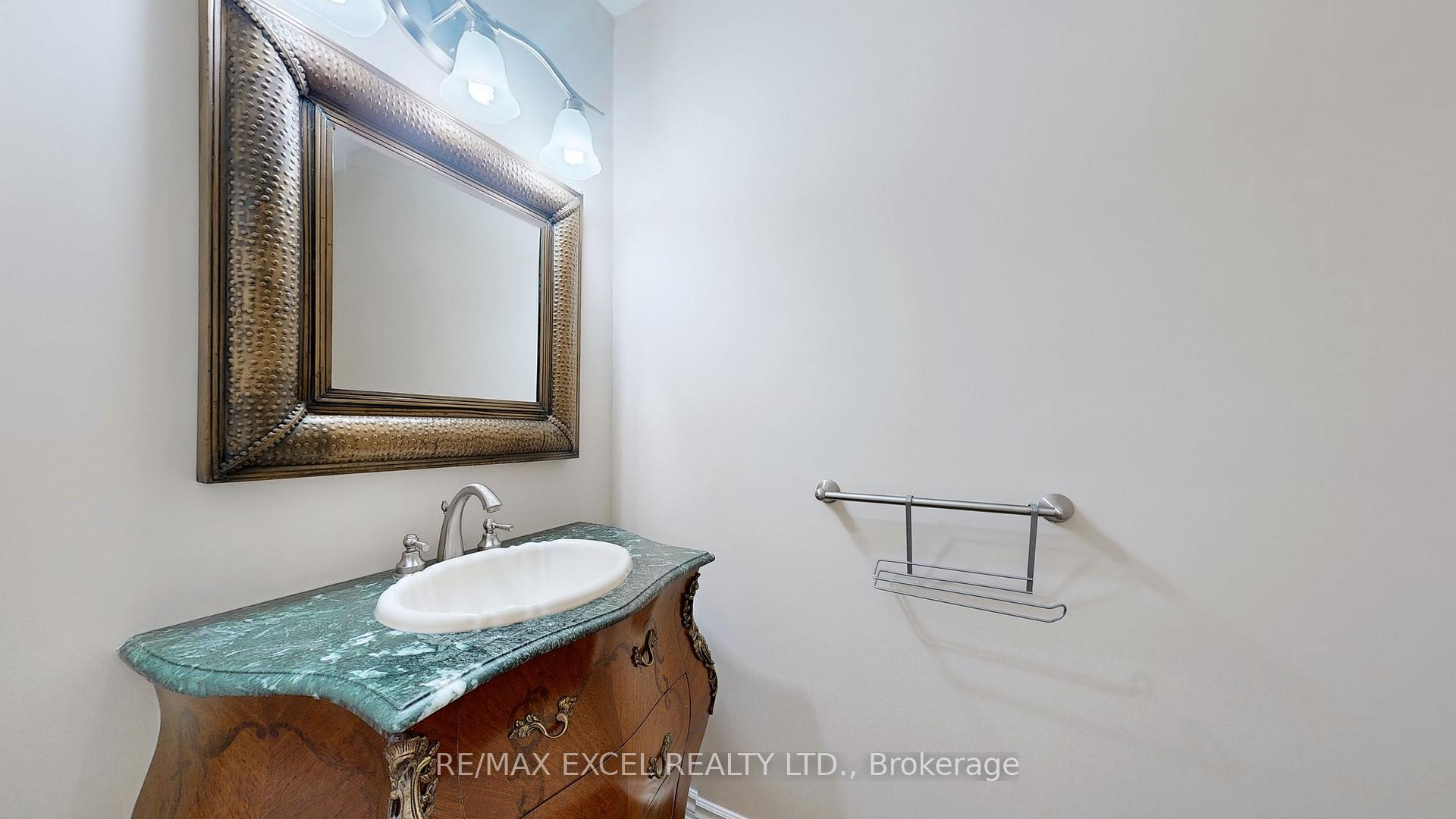 Photo 13 of 10 Alexis Road, Markham, Thornlea — HOMEH