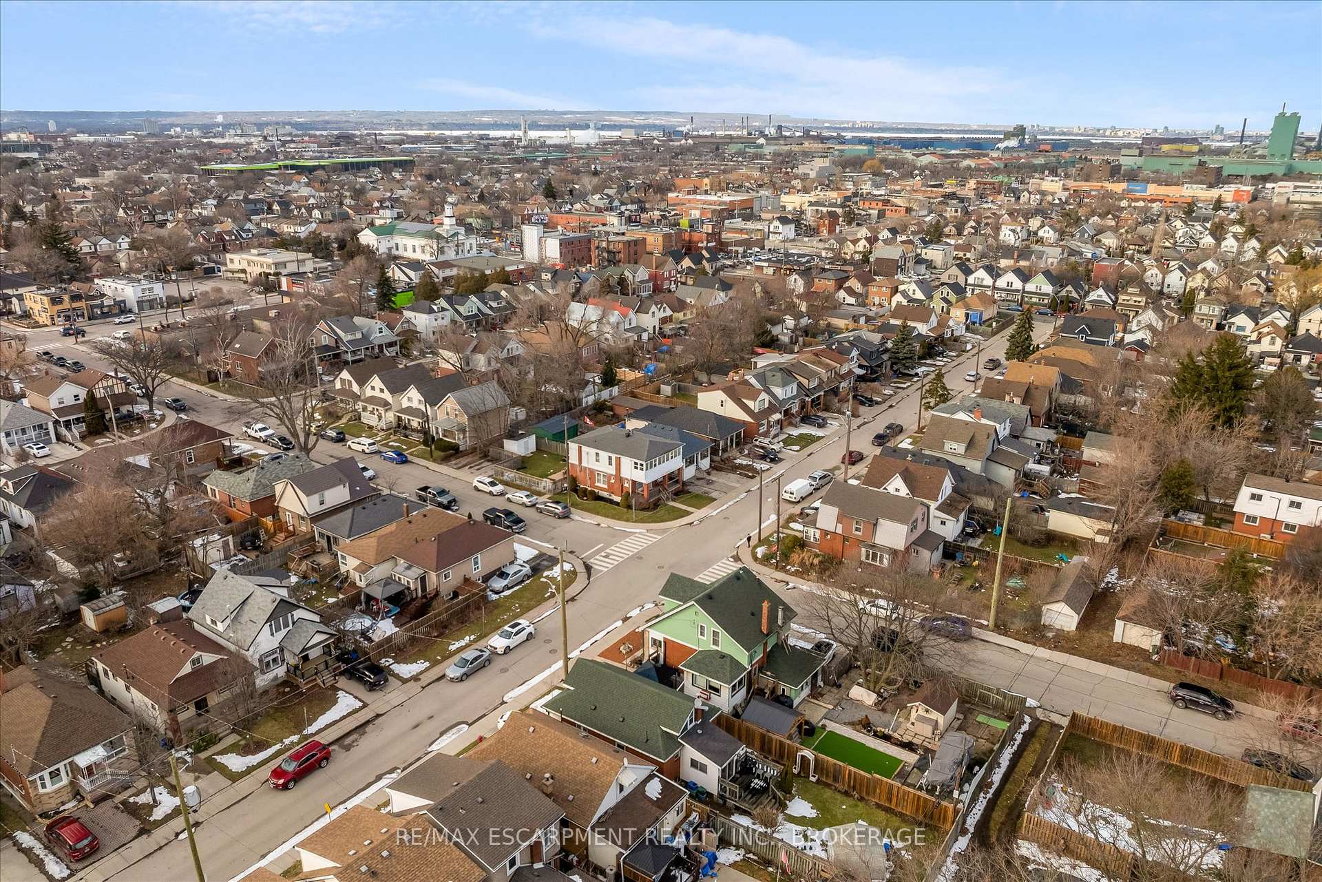 Photo 45 of 121 Edgemont Street N, Hamilton, Crown Point — HOMEH