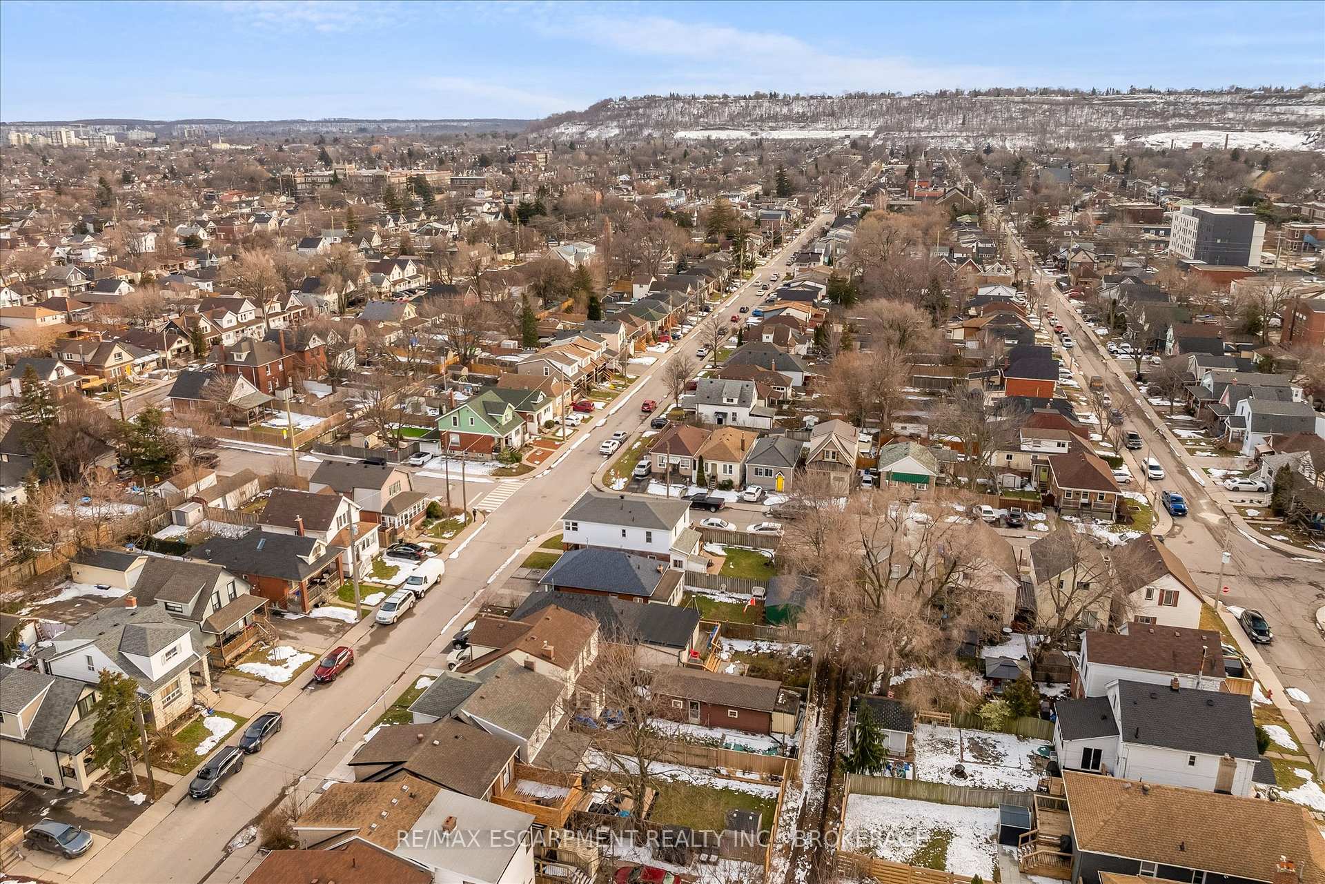 Photo 47 of 121 Edgemont Street N, Hamilton, Crown Point — HOMEH