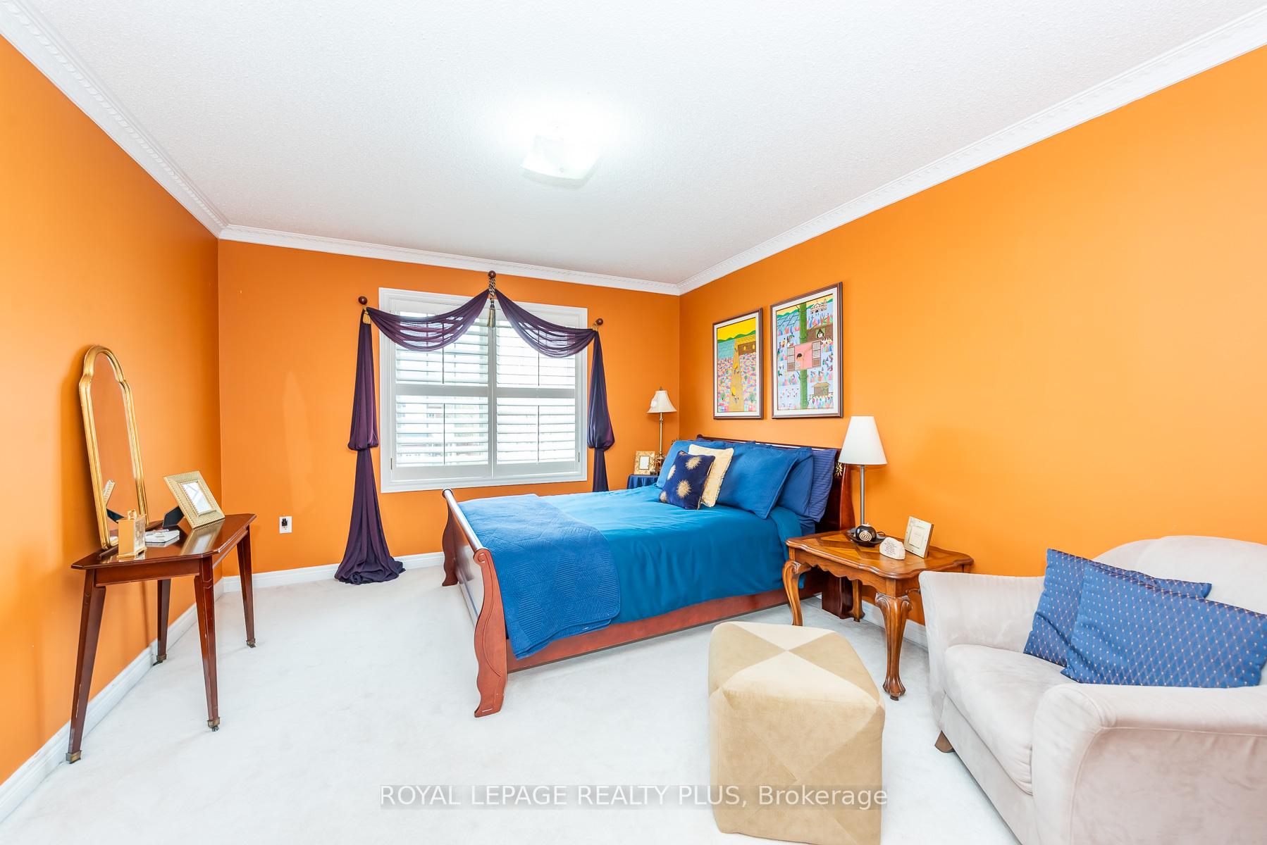 Photo 11 of 6943 Buttle Station Place, Mississauga, Meadowvale Village — HOMEH