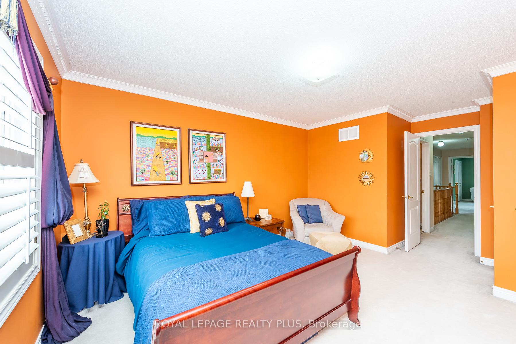 Photo 12 of 6943 Buttle Station Place, Mississauga, Meadowvale Village — HOMEH