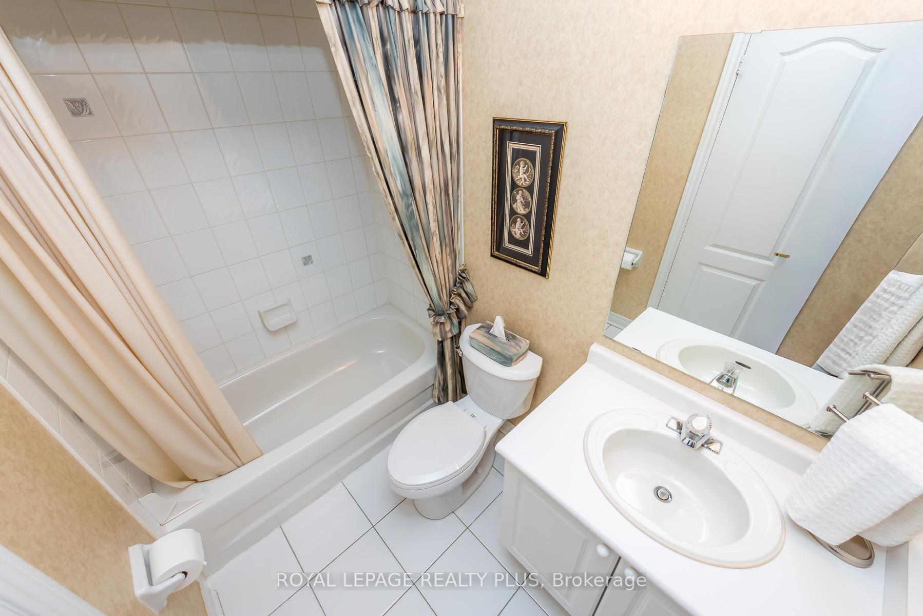 Photo 14 of 6943 Buttle Station Place, Mississauga, Meadowvale Village — HOMEH