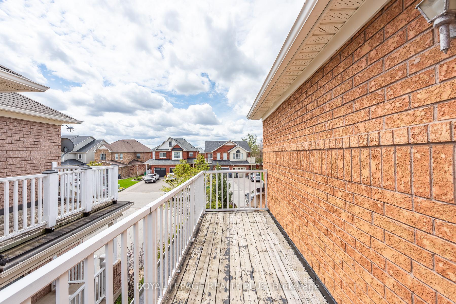 Photo 17 of 6943 Buttle Station Place, Mississauga, Meadowvale Village — HOMEH