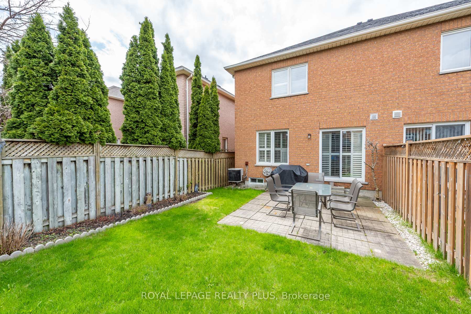 Photo 22 of 6943 Buttle Station Place, Mississauga, Meadowvale Village — HOMEH