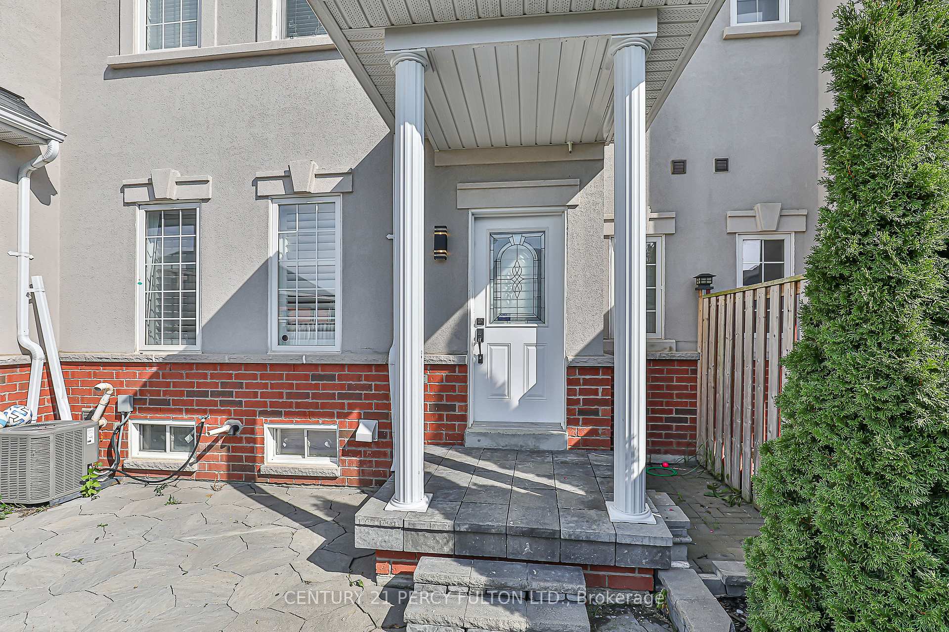 Photo 13 of 29 Vettese Court, Markham, Box Grove — HOMEH