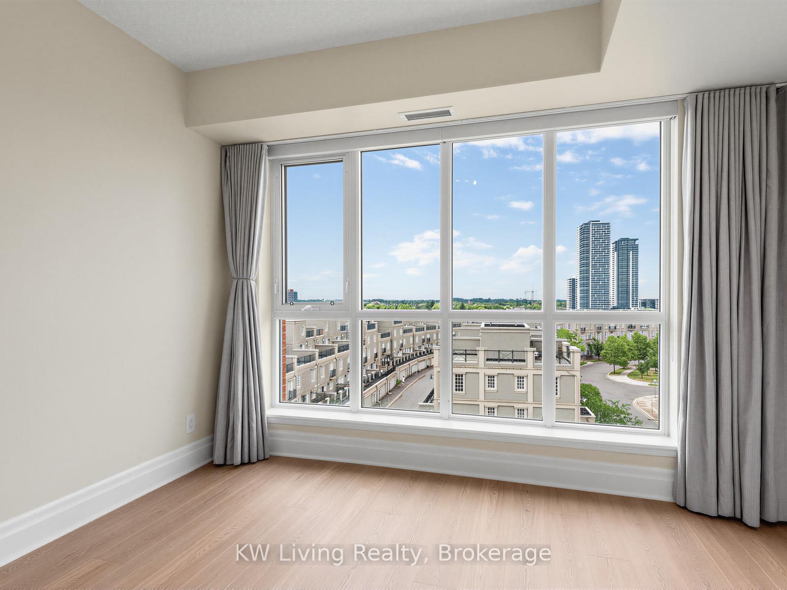 Photo 16 of Unit 604, 21 Upper Duke Crescent, Markham, Unionville — HOMEH